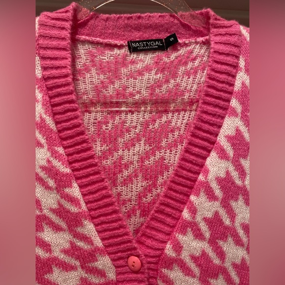 NastyGal Got Knit Right Barbiecore Pink & White Houndstooth Cropped Cardigan - S - Picture 9 of 17